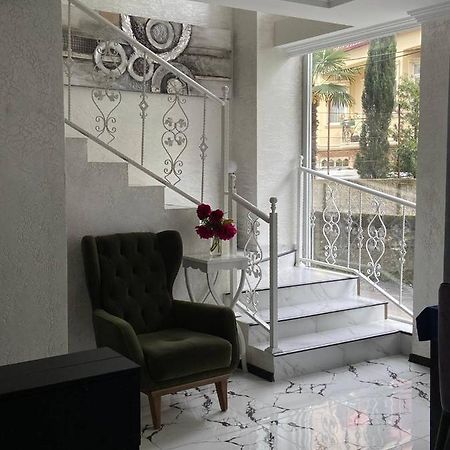 Hotel Sonata Batumi Kültér fotó
