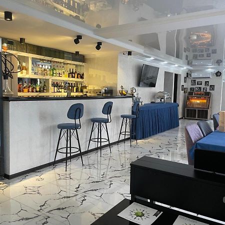 Hotel Sonata Batumi Kültér fotó