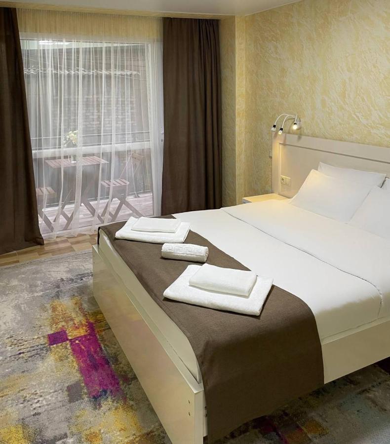Hotel Sonata Batumi Kültér fotó
