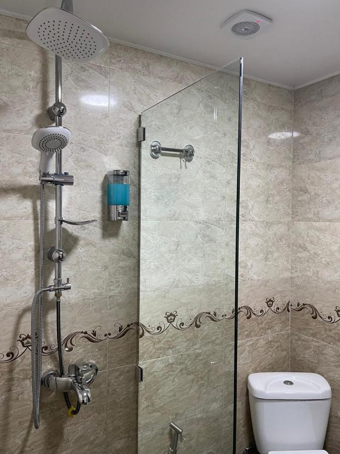 Hotel Sonata Batumi Kültér fotó