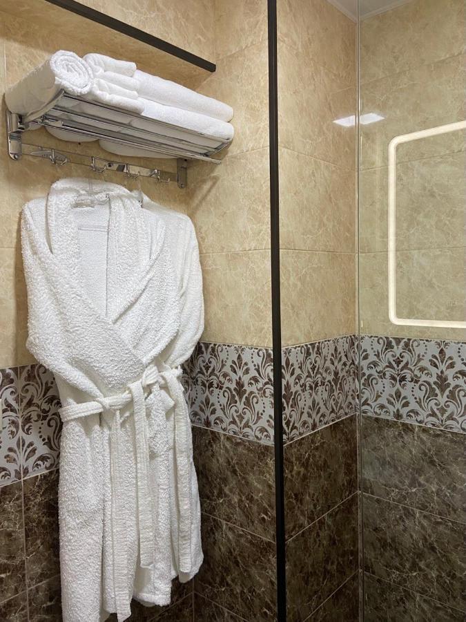 Hotel Sonata Batumi Kültér fotó
